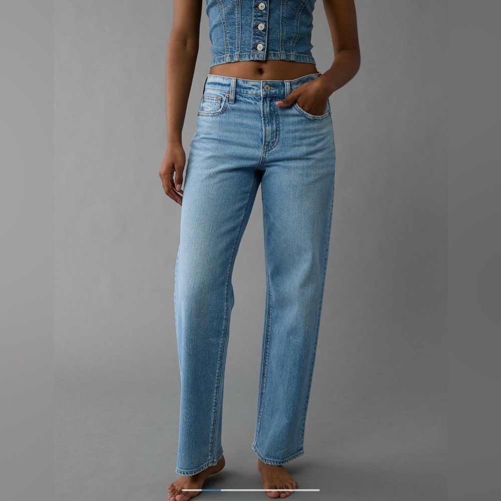 AE Strigid High-Waisted
Stovepipe Women's Jeans